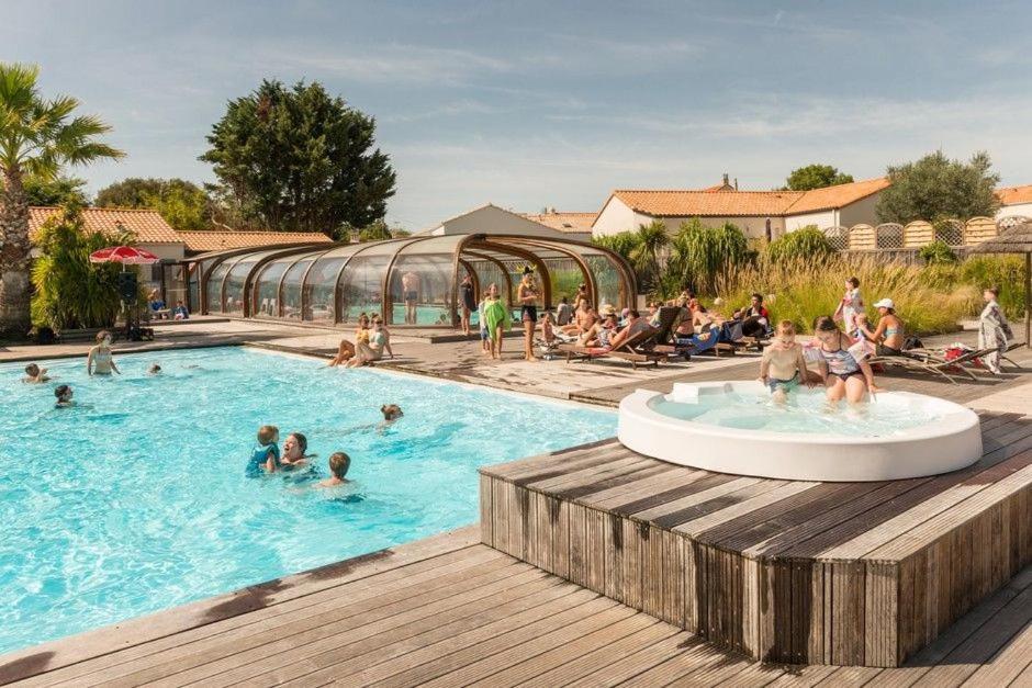 Camping Le Village de la Mer Les Moutiers Eksteriør bilde