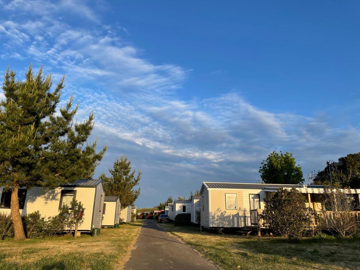 Camping Le Village de la Mer Les Moutiers Eksteriør bilde